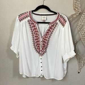 Knox Rose Brand Boho White and Red Embroidered Women's Top